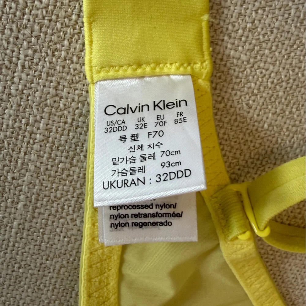 Free shipping! Calvin Klein Sheer Marquisette Unlined Plunge Bra Yellow 32DDD - Picture 6 of 7